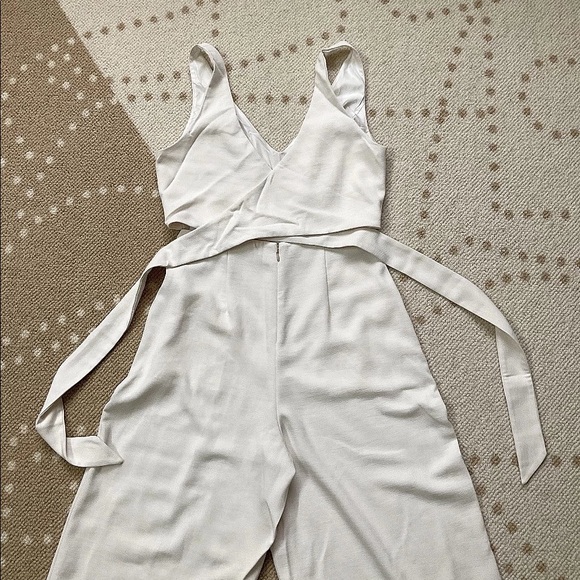 BNWOT Wilfred Écoulement V Jumpsuit - Picture 6 of 12